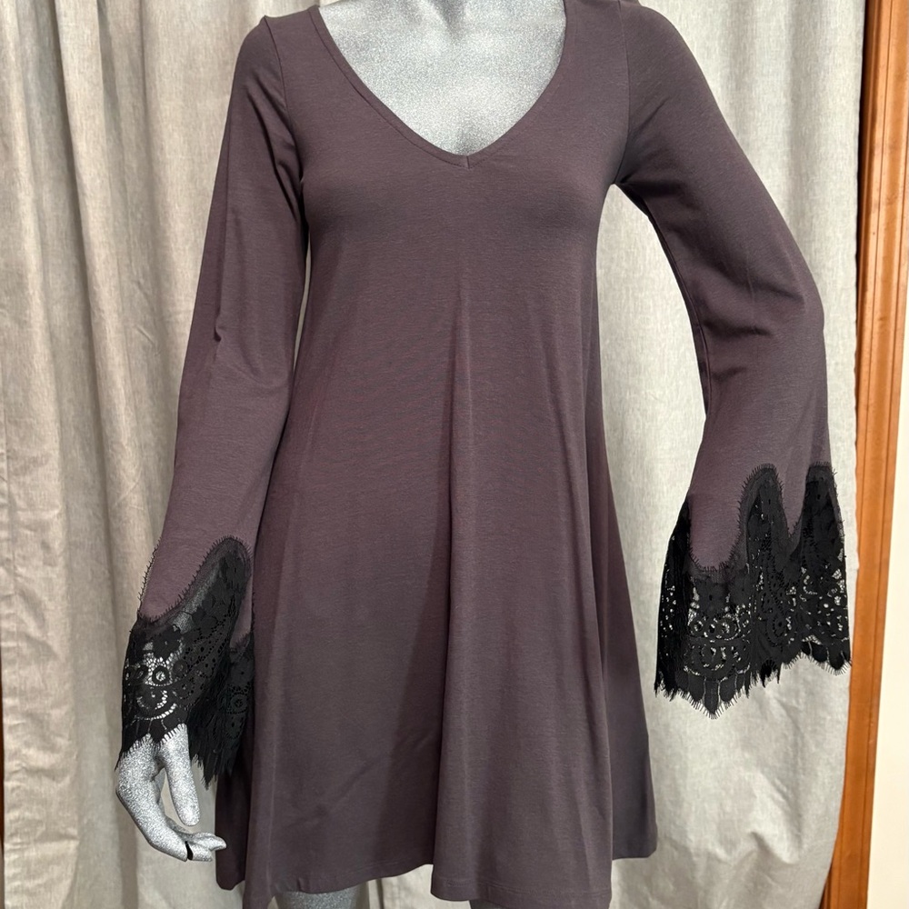NWT Express Whimsigoth‎ Dress Gray Long Bell Sleeve Lace V-Neck Dark Fairy Flowy